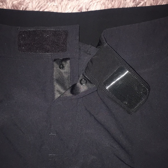 Lululemon Cropped Yoga Track Pants - Picture 4 of 6